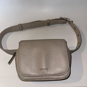 Matt & Nat Park vegan Waist Belt Bag Taupe Grey Zipper Close